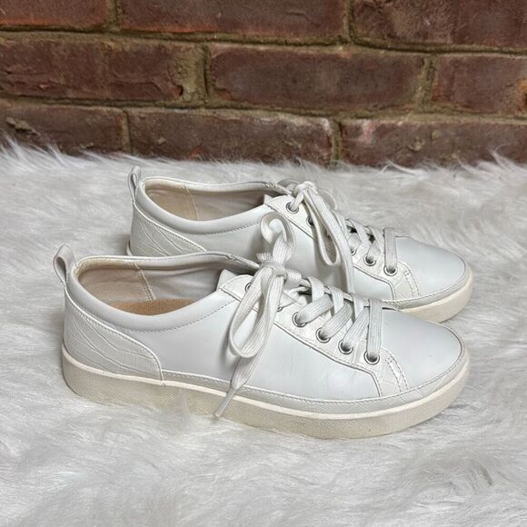 Vionic Women’s Winny White Leather Sneaker Size 8 - Picture 1 of 8